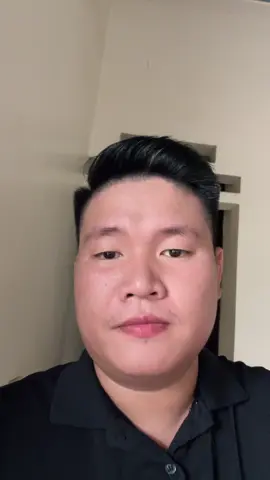 Năm nay lại thất bại rồi… Bao nhiêu mất mát, đừng ngồi không yên Thiên tai, bão lũ, triền miên Bà con khổ lắm, mất tiền, mất công! Bao người thì vẫn lông nhông Cơm ăn chẳng đủ, túi không một đồng… Vàng thì giá cứ như bông… Lúc lên lúc xuống, trông mong được gì… Kinh doanh giả từ bao bì… Đến phần chất lượng, thôi thì đi tong… Xe ôm lận đận long đong Tiền làm 1 cọc, tiêu xong ba hào… Bạn ơi vui lên thôi nào… Sức khoẻ con đó , vào kèo năm sau… Thong thả nhưng lại là mau… Cứ chậm , cứ chắc, sau này sẽ ra Chị em hạn chế lân la… Suốt ngày hóng chuyện, mất nhà như chơi… Anh em có lỡ nợ đời Làm dần rồi trả! Đừng chơi thêm gì… Hoạ đến mãi cũng phải đi… Mình cứ sống tốt! Lo gì Tương Lai…