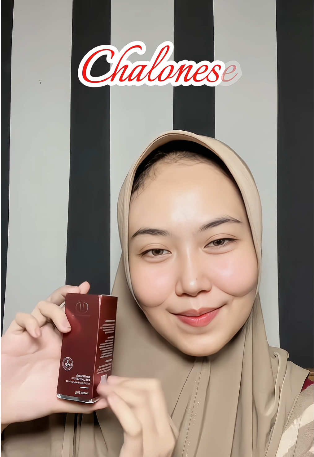 Enak banget gak bikin cekit2 di wajah, bener2 lembut banget jadi aman buat kulit sensitif @CHALONESE perawatan kulit  #peelingserum #chaloneseskincare #chalonese #skincare #eksfoliasi 