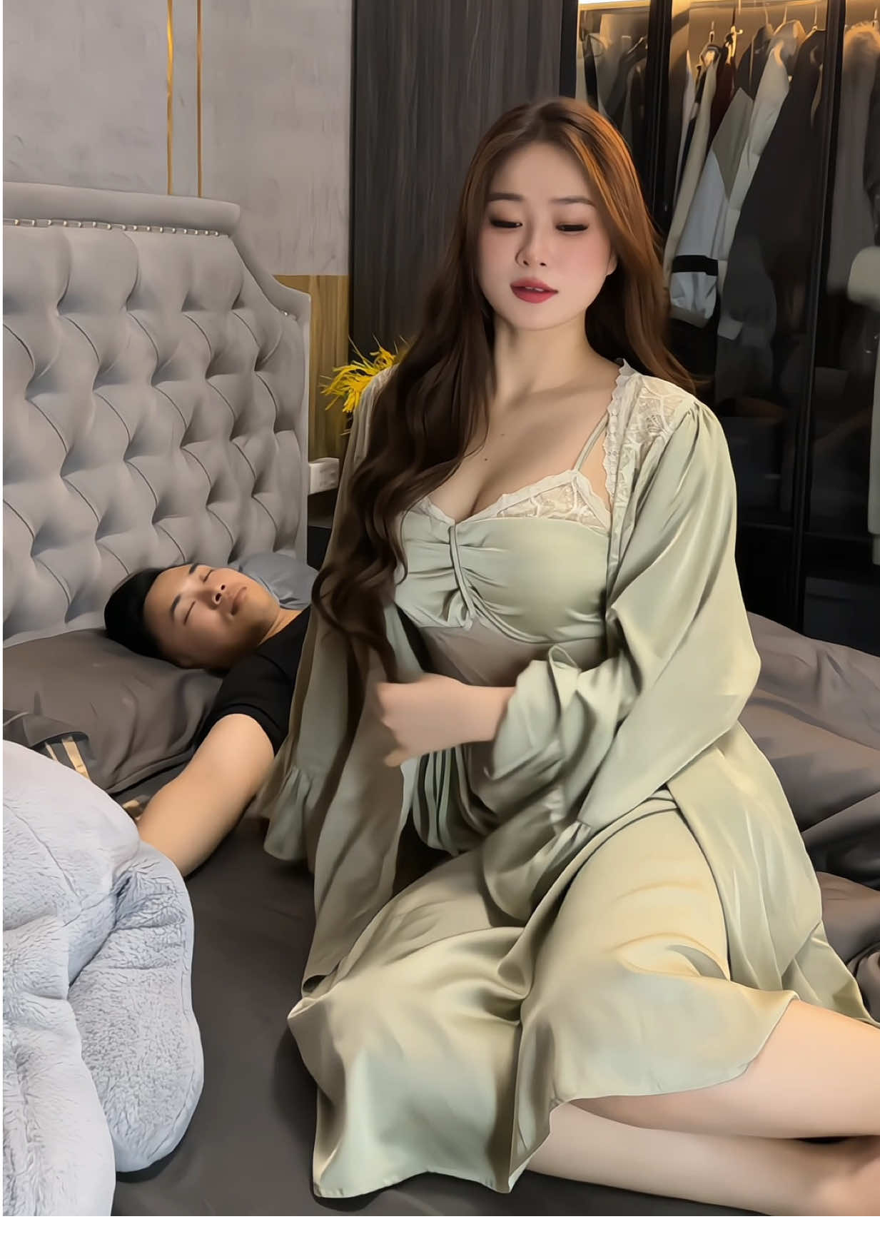 Mặt mộc xinh cỡ đó bảo sao ảnh không mê cho được 🙄🤣#couple #Vlog #xuhuongtiktok #lananh1602 