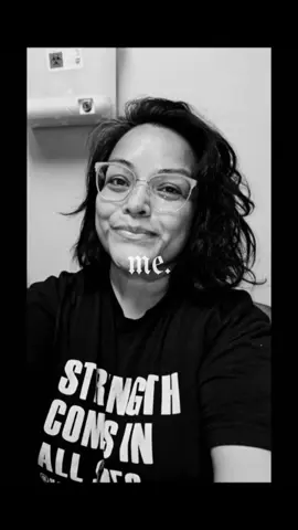 Me before and me during  🏨🦷  After two ER trips (sorry hubby for the sleep deprivation) and a surgeon. Seems I might have half of a BBL on my face until it goes down.  🤭🫶🏼  So we riding this liquid and soft stage for so a little bit longer.  Thank you @MindyJean my girl from 16 years old for keeping me sane.  Bright side... Guess I only have one more wisdom tooth to extract. 🤷🏻‍♀️