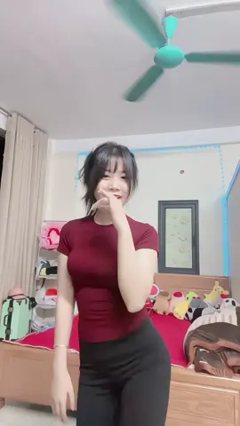 Theo dòng sự kiện legging 🤪#xuhuong #dance #fyp #viral #2006❤️ 