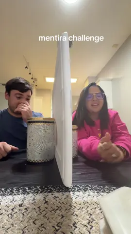 no puedo creer que agarro eso😂 #mentira #pareja #challenge 