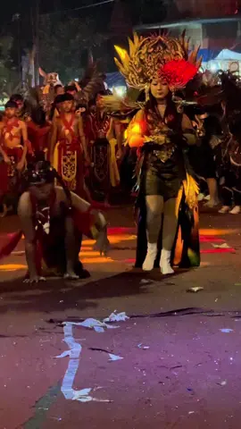 Pesona borneo  Legenda putri saluang bulan dan serigala lalang tuah. #karnavalgajahrejo #rt23 #gajahrejo #atraksi #dayak 