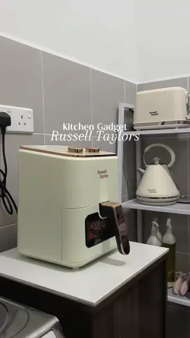 love love love🌠🌌 #airfryer #kettle #toaster #russelltaylors #kitchengadgets|