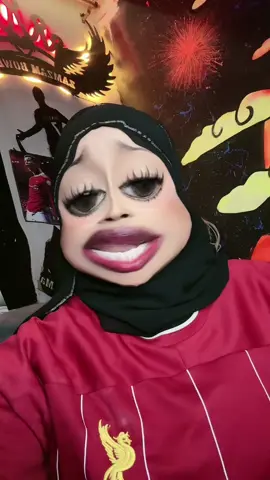 Liverpool💃@ZAMZAM BOWLAX REACTION⚽️💎🗼 #هلا_مدريد_دائما_وابدا👑❤ #cabsicabsiwaaye💎🗼 #zamzambowlax #fyp #foryoupage 