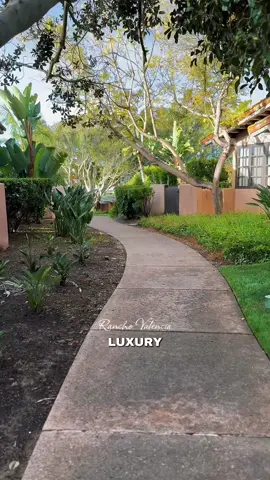 The most luxurious hidden resort in California nobody talks about #luxurytravel #ranchosantafe #5starresort #tiktokgostay 