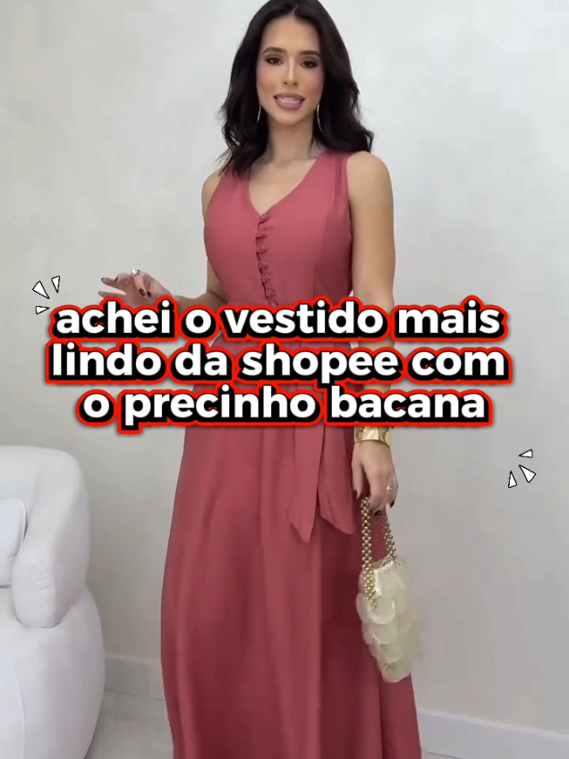 ✨Esse vestido regata com botões perolados, bolso e laço é a combinação perfeita de estilo e delicadeza💖 #vestidoregata #vestidolongo #vestido