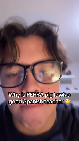 Thanks Parrot and peppa pig ig😭#spanishspeaking #parrotapp #learningspanish #spanishtiktok 