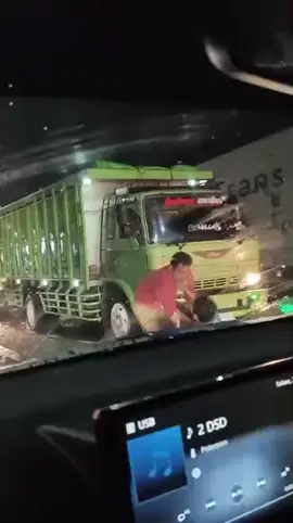 🤣 efek macet sak dino dewee