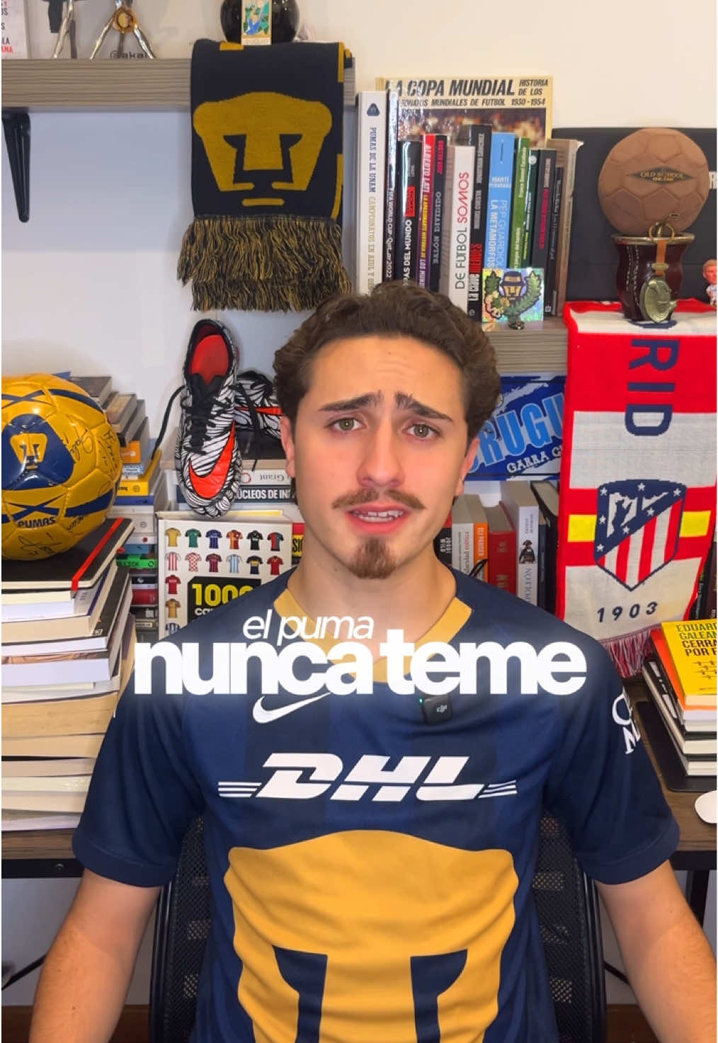 Hay barras que acompañan… y otras que hacen historia. La Rebel nació de la garra universitaria, del barrio y de la pasión que no necesita títulos para ser eterna. Bombos, familia, valores y orgullo. Así se escribe esta historia azul y oro. Porque ser Puma… es irrenunciable. Y tú, ¿por qué le empezaste a ir a los Pumas?👇 Gracias a @REBEL KUERNA 🎺 por la invitación a la Rebel y a toda la bandita por recibirme de esa manera. Les mando un abrazo gigante y admiración total. #pumasmx #unam #pumasunam #orgulloazulyoro #keylornavas 