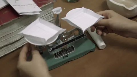 Lớp kêu quay hộ 1 video giới thiệu sản phẩm