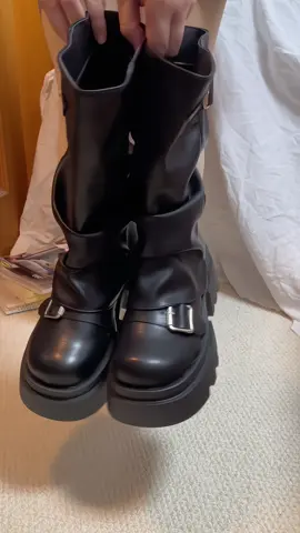 Giày bốt nữ đế cao 6cm da trơn #bôt #boot #botnucaocap #botnu #botnuxinh 