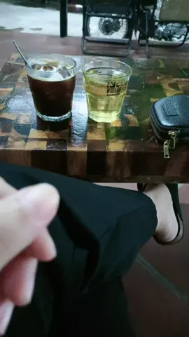 cafe thư giãn sao những giờ làm việc áp lực....