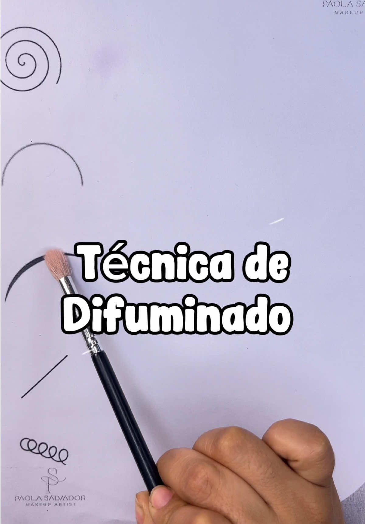 Caligrafía de difuminado Las técnicas de difuminado son una de las clases que ven conmigo en el curso de maquillaje profesional donde aprendes desde cero, estamos próximo a iniciar 💕 #escuelademaquillaje #maquillajeprofesional #facechart #difuminadodesombras #tecnicadedifuminado 