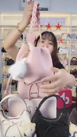 Giá chỉ có trên live mọi người vô live ngay nhé