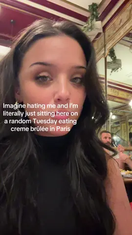 Mwaaahhaha #draft #travel #europeansummer #paristrip #traveltips 