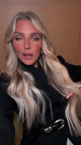 I don’t gatekeep around here! @Kendall.Mayhem ABSOLUTELY SLAYED THE GAME WITH THIS HAIR!!! obssesed is an actual understatement. if you are looking for someone who genuinely cares about your hair goals and health I have found her. I always tell Kendall how relaxed and at peace I feel when I walk into her salon - we all know how stressful hair salons can be.. not here!! I trust her wholeheartedly with my hair - she’s truly transformed it and my confidence. all my Austin Texas  girlies, she’s your go to gal for anything hair 🫶🏼 drop below any questions you might have!  Salon: @Mayhem  #hairtransformation #austintexas #hairstyle #hairextensionspecialist #hairstyling 