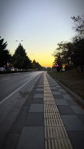 غريبـهً انتا تردي تنسانيـً😒🙇‍♀️ ...  ...  #قامشليه_يول📿♥ #اكسبلورexplore 