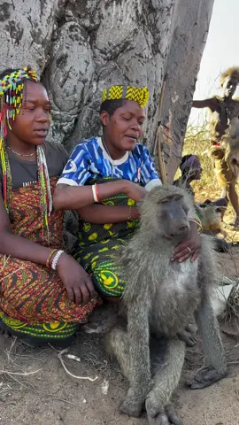 the hadzabe don't chase comfort they chase life... #african #dudukwe #hadzabe #chaba #himba 