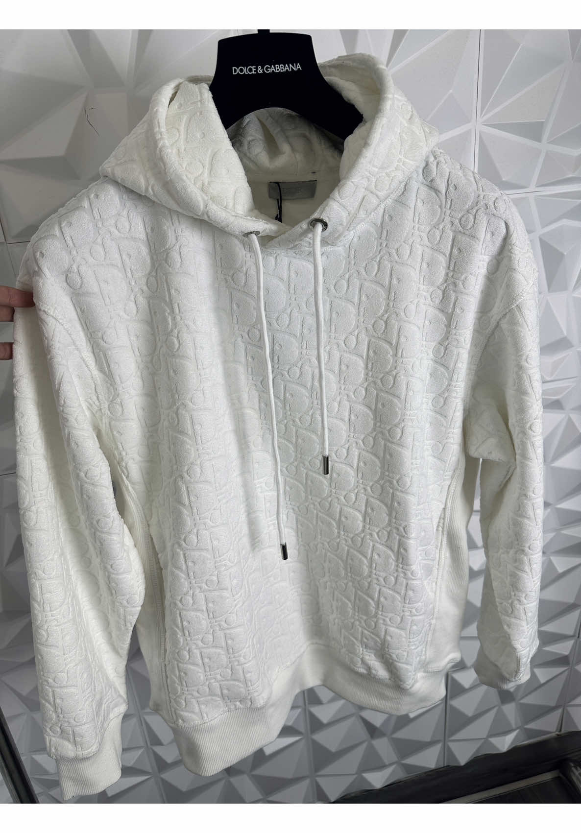 Holdie L.V vân nổi báo hiệu mùa lạnh sắp tới liệu ae có chưaaaaa#boypho✈️ #phoidonam #aokhoac #dior 