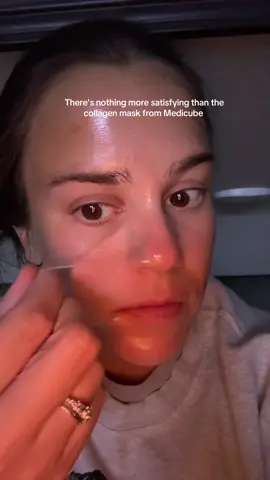 Collagen mask from Medicube 