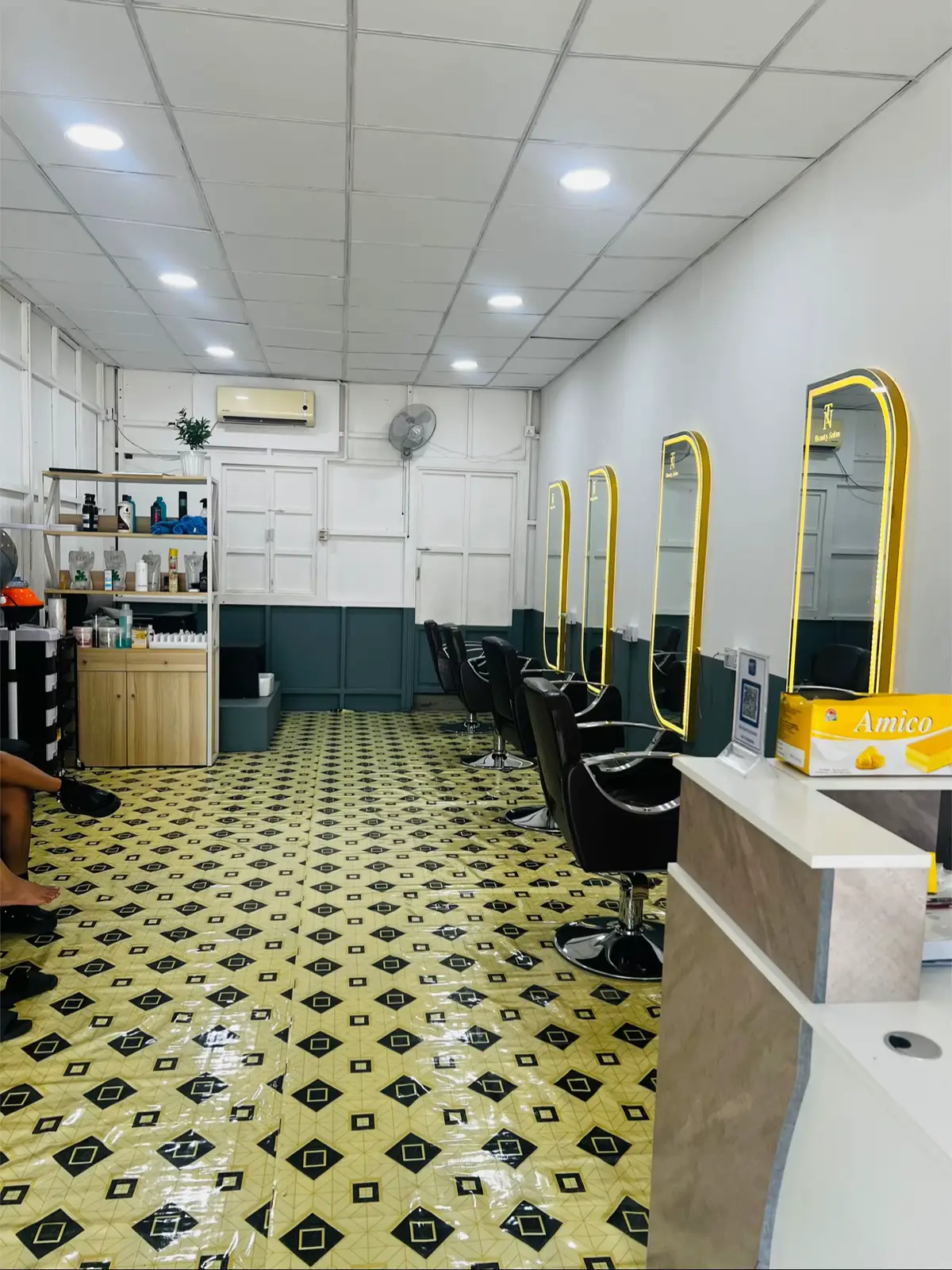 ဒီမှာမှာလုပ်ဖို့လူထပ်ခေါ်နေပြီနော်🤭 ကျံုးကုန်း(၃)ယောက်ရယ် ပညာသင်(၃)ယောက်ရယ်ထပ်မံခေါ်နေပါသည်။ လစာ+%+ရက်မှန်ကြေး+ဘောနပ်စ် ခွင့်(၃)ရက်ပေးပါမည်။ 48/120(mdy)