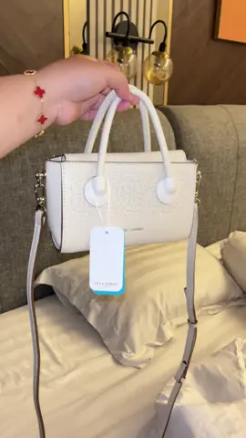 🤍🤍 #tascantik #handbag #tasselempang 