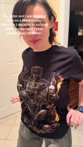 #triplehwwe she loves u 