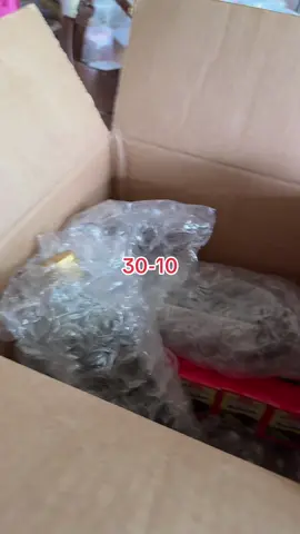 @Trại Gà Bảo Sting giỏ mới của shop nha mấy chú,@Bà Tuyết Trong Truyền Thuyết live ở đây nha mấy chú,còn Hiếu - Minh live ở đây nè mấy chú@BaoStingShop2 