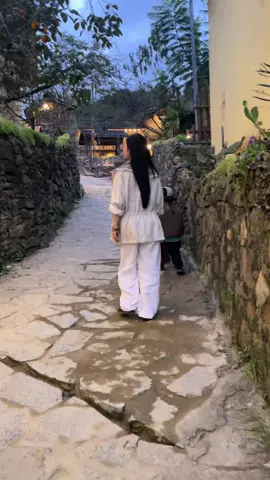 Anh nói rủ tôi đi Hà Giang đi. Tôi bảo để xem đã. K biết tôi đã xem gì hiện tại tôi đang xem ở Hà Giang. 700km cả đi cả về cảm giác thật khó tả 😅#xuhuongtiktok #hàgiang #lolochailungcu #phocao #docthamma 