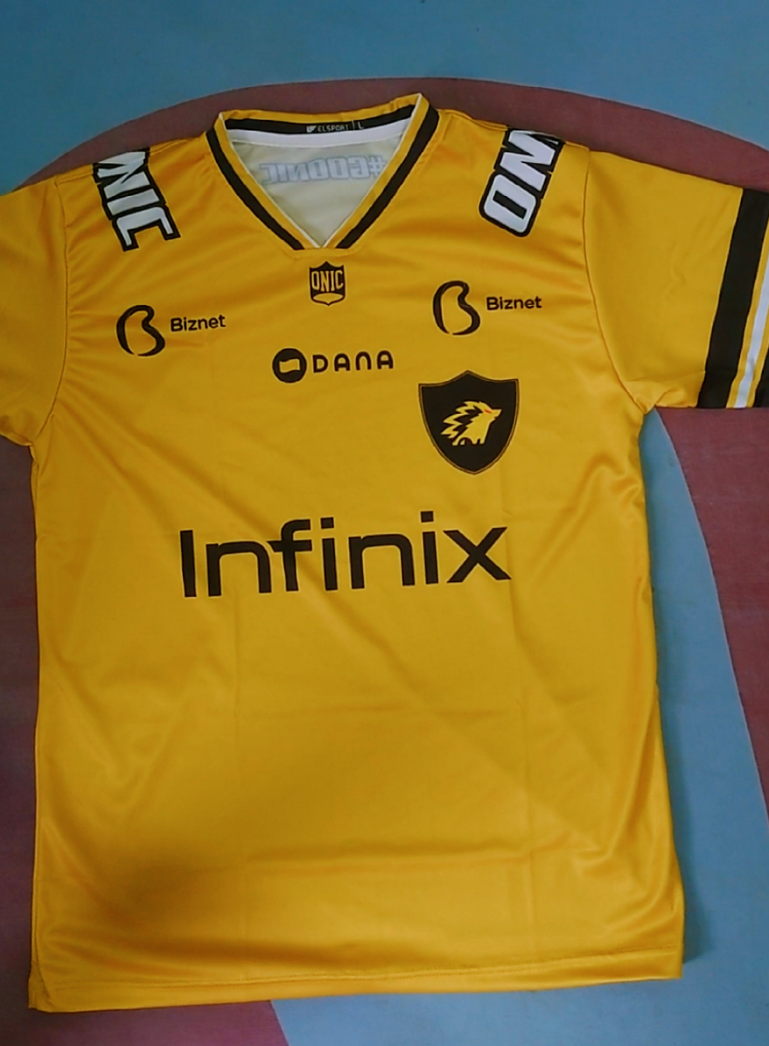 Jersey onic esport terbaru2025💛&bisa request nama sendiri,yuk checkout sekarang!#jersey #onicesport #onic #fy #4u 