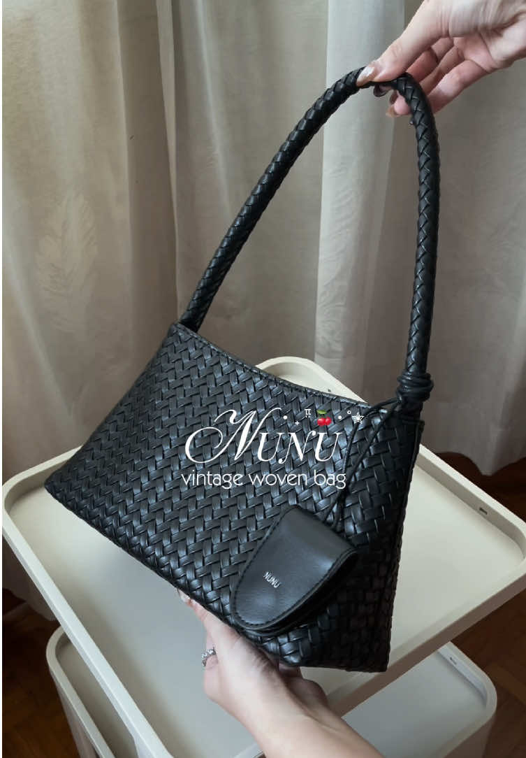 If you love vintage vibes, you need this woven bag ✨ #wovenbag #nunubag #bagwanita #bagviral 