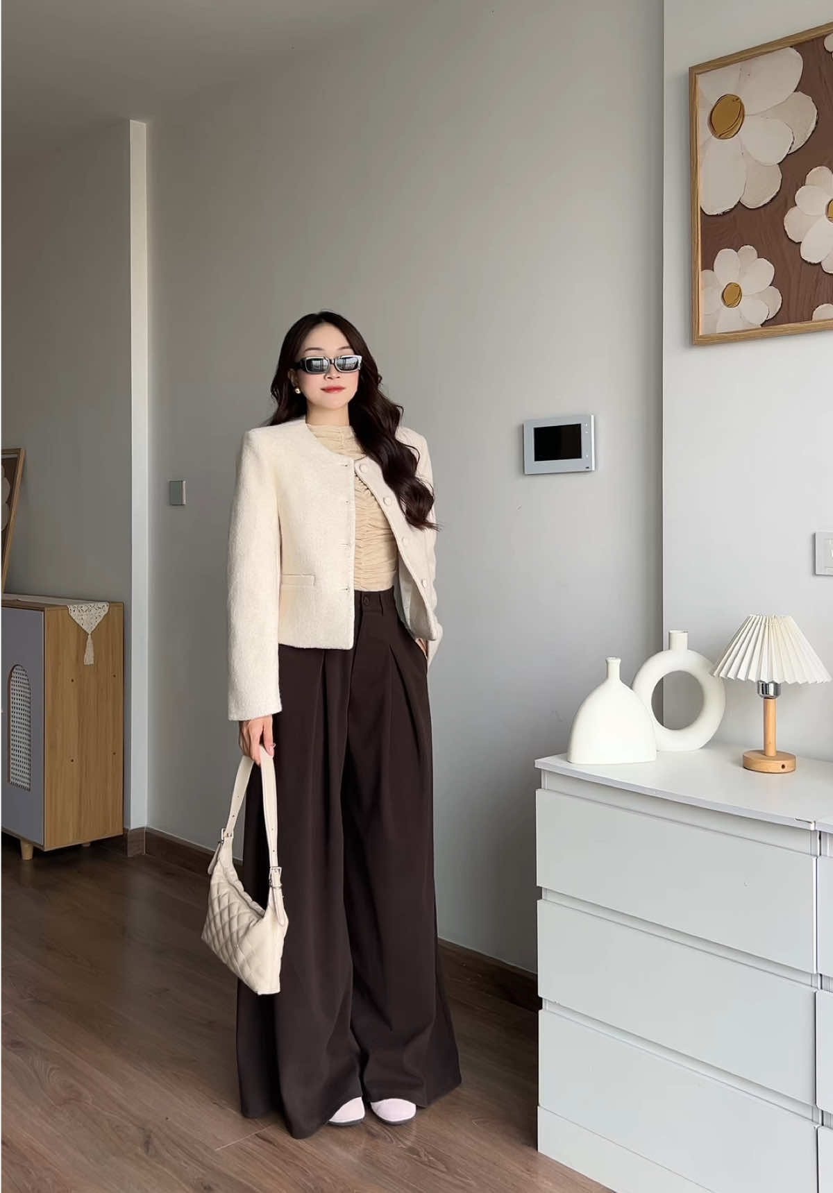 Mê cái form quần quá đi mấy bồ ơii^^ #fashion #outfit #OOTD #nimdayyy 