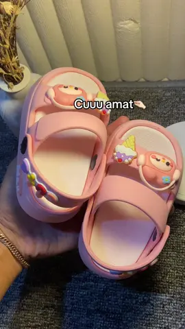 Sandal anak perempuan gemess poll🫶🏻 #sandaljepit #sandalviral #sandalanak #