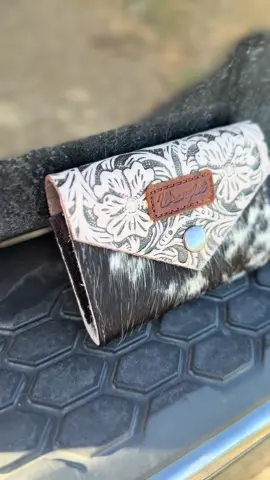 #floralwestern #western #cowhide #wallet #cardholder 