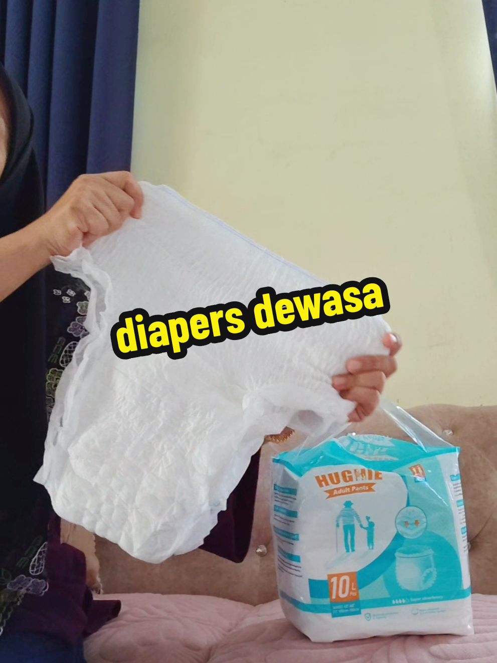dulu saya ingat diaper ni untuk ibu ayah yg kurang upaya je..rupanya ramai juga wanita pakai waktu umrah #diapersdewasa  #hughie #diapersmurah #diapersdewasapants 