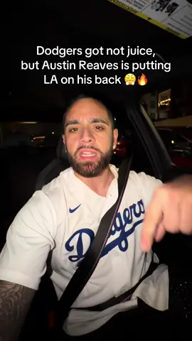 AR-15 giving life to the city of Los Angeles 😤🔥 Lakers bringing me back from the dead! #lakers #austinreaves #losangeles #NBA #basketball 