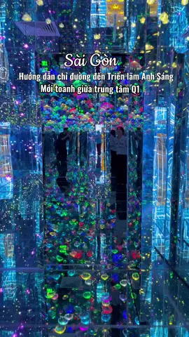 Triển lãm ánh sáng mới toanh giữa trung tâm #rongchoisaigon #saigon #trienlamanhsang #flyoverstarryskyartmuseum #xuhuong 