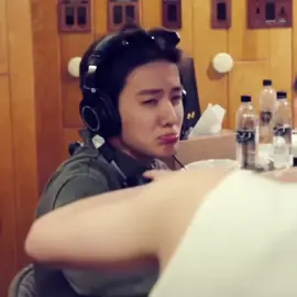 bạn lúm bĩu môi cũng cute😆🙉#seonghyeon #ahnhayul #boyfriend #cortis 