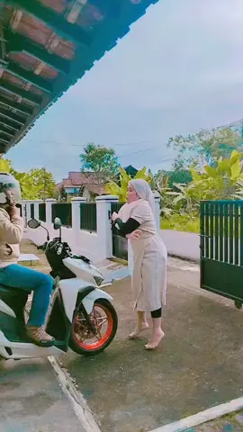 Otw  🤗💃😘#fyppppppppppppppppppppppp #jogedviral #butiksyahririn #aquadulu #foryoupage❤️❤️ 