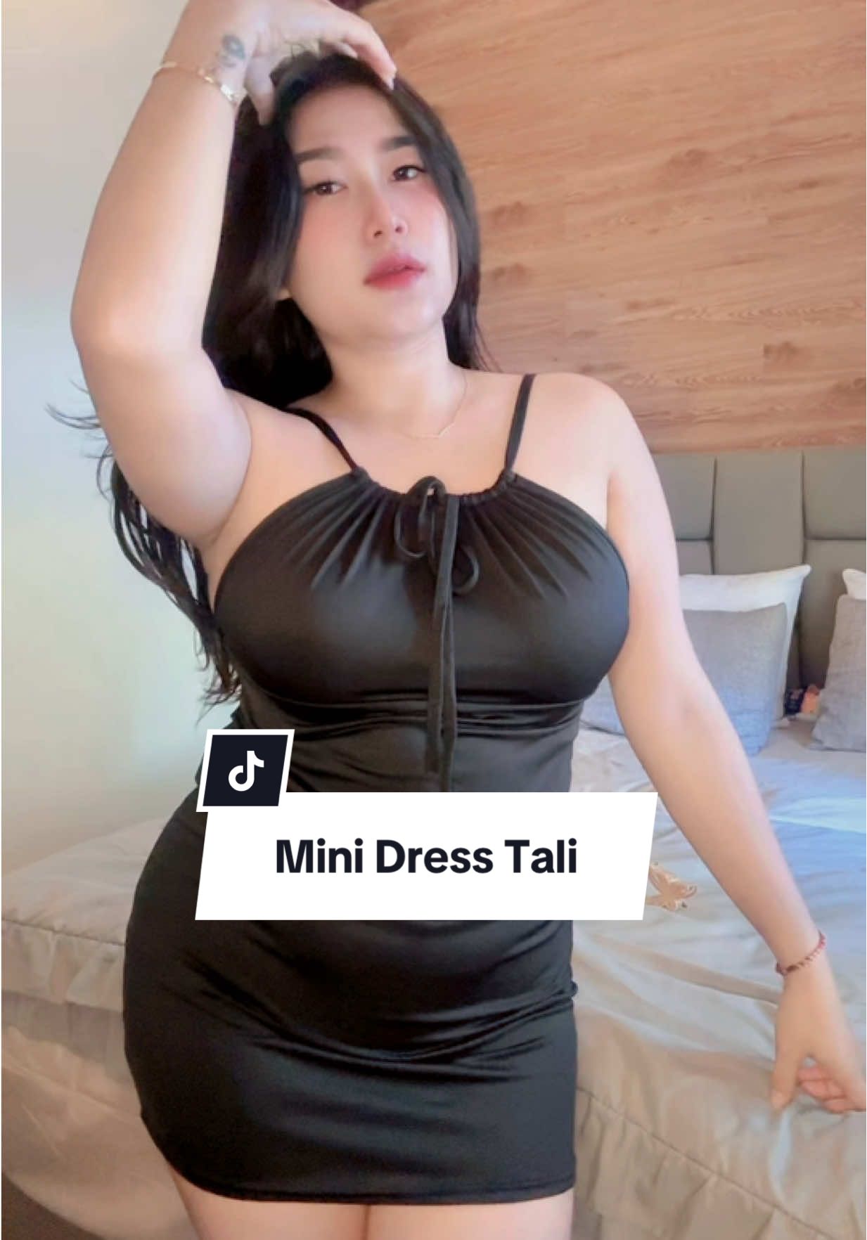 Mini dress tali serut 🖤✨🤤  #fypシ゚ #fypシ゚viral🖤tiktok #keranjangkuning #dress #minidres 