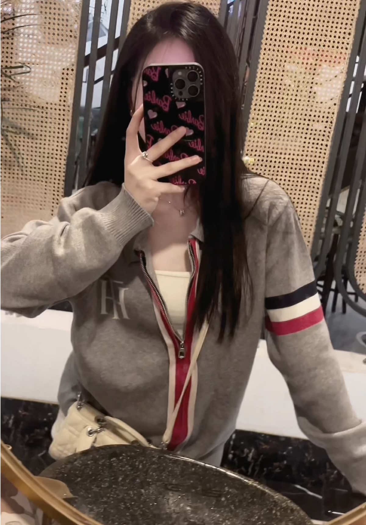 Áo 10đ k có nhưng 🤍#xuhuong #review #HTQUE #btsthudong #aolen 