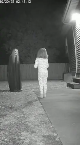 Nice catch witch 👻 #horror #funny #caughtoncamera #sora #halloween 