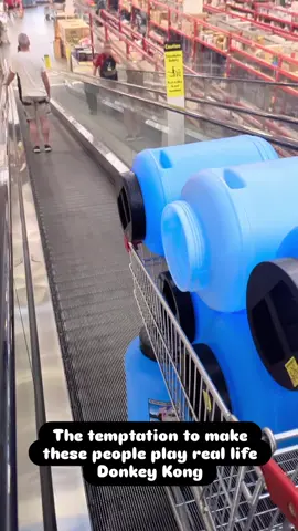 Do I make these people play video games in real life? #donkeykong #barrels #bunnings #videogames #nintendo 