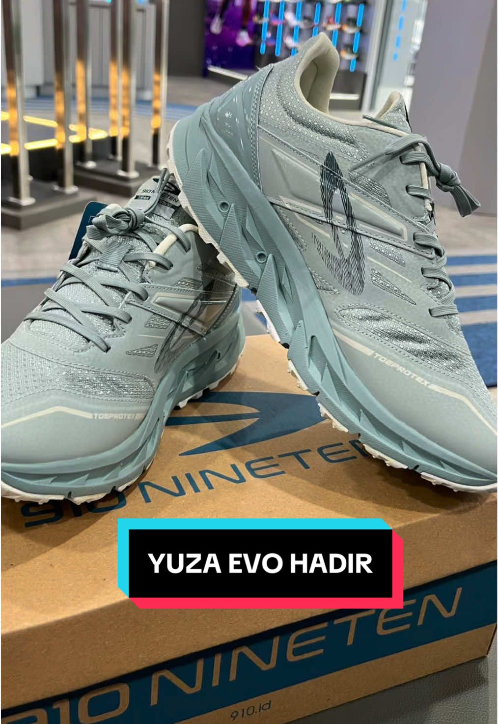 yuza evo!!! Hadir dalam 3 warna. order sekarang juga sebelum Po di tutup ya guys 💃🏻🔥 #promomakanharian #yuzaevotrailrun #yuzaevo #sepatugunung #910shoes 