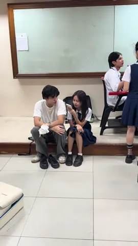 Amoy highschool days nagpeplay ng 