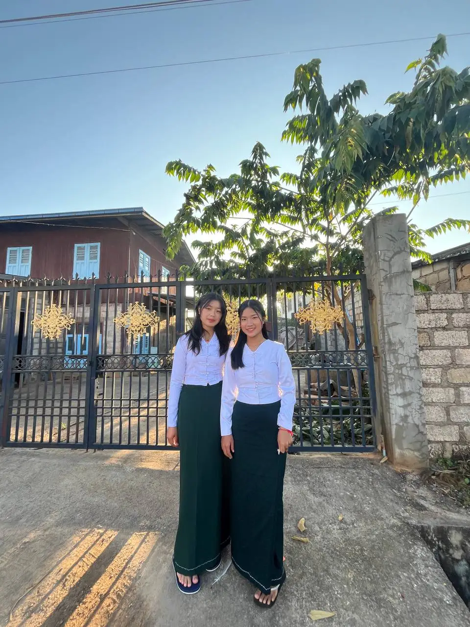 #5pics #bestfriend @Nyein Chan @akari.82 @nang.a.hla.mi @nang.dupau 