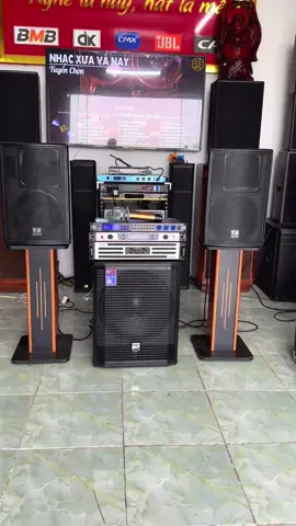 Cả bộ anh chị tin không ngon bổ rẻ #loabaixin #dankaraokegiadinh #timkiem #hottrend 