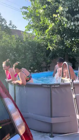 Când se adună gașca la cumnatu’, nici Netflix nu mai prinde acțiunea asta! 😂🔥 #fyp #viral  #ChefDeLegendă #CumnatuKing  @Adrian Glavan52 