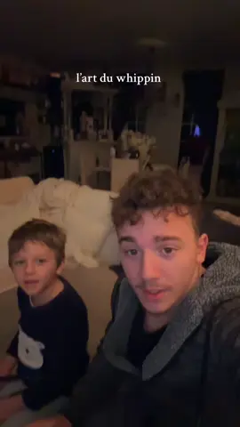 j’essaye toujours de comprendre… #humour #drole #petitfrere 